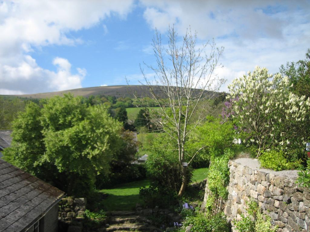 The Oxenham Arms Hotel Devon South Zeal Екстериор снимка