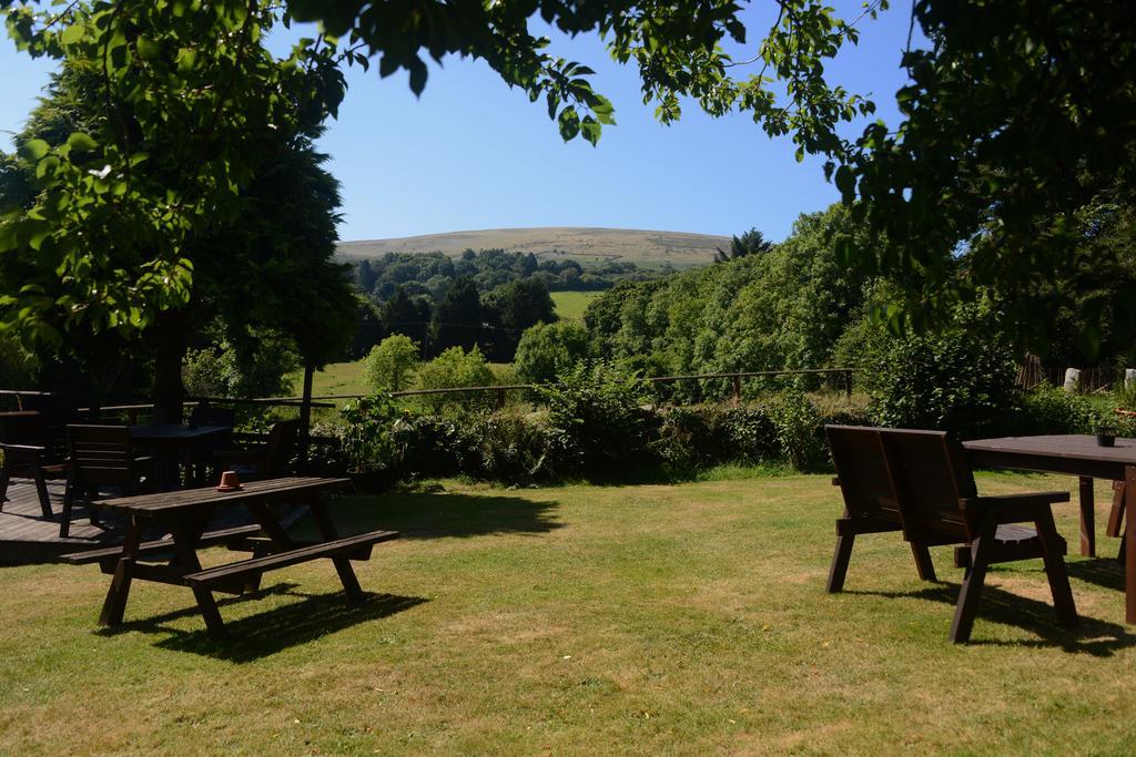 The Oxenham Arms Hotel Devon South Zeal Екстериор снимка