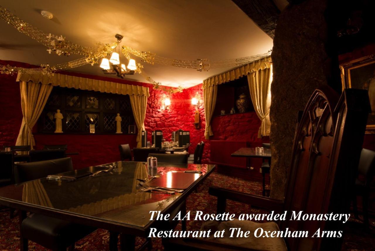 The Oxenham Arms Hotel Devon South Zeal Екстериор снимка