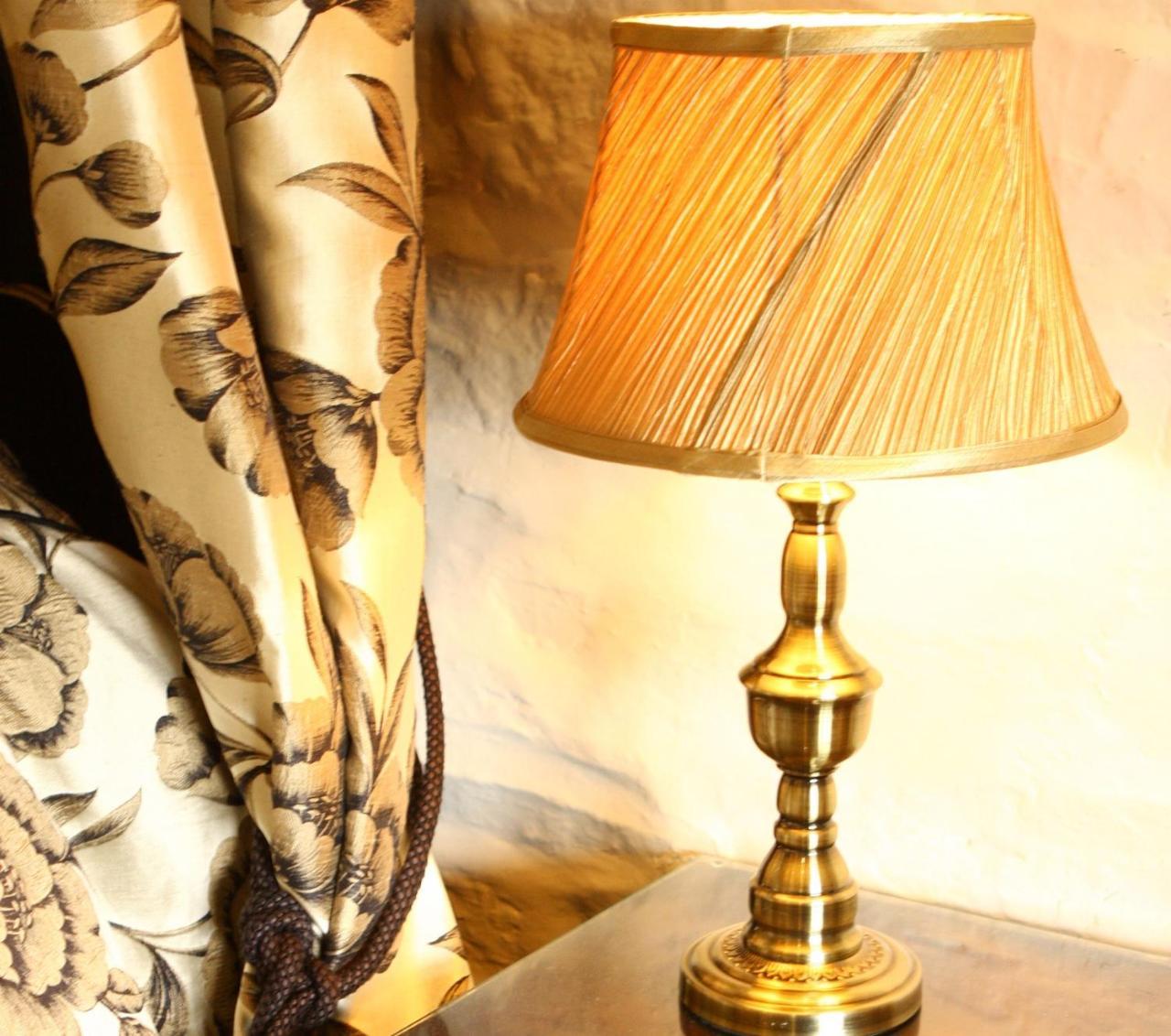 The Oxenham Arms Hotel Devon South Zeal Екстериор снимка